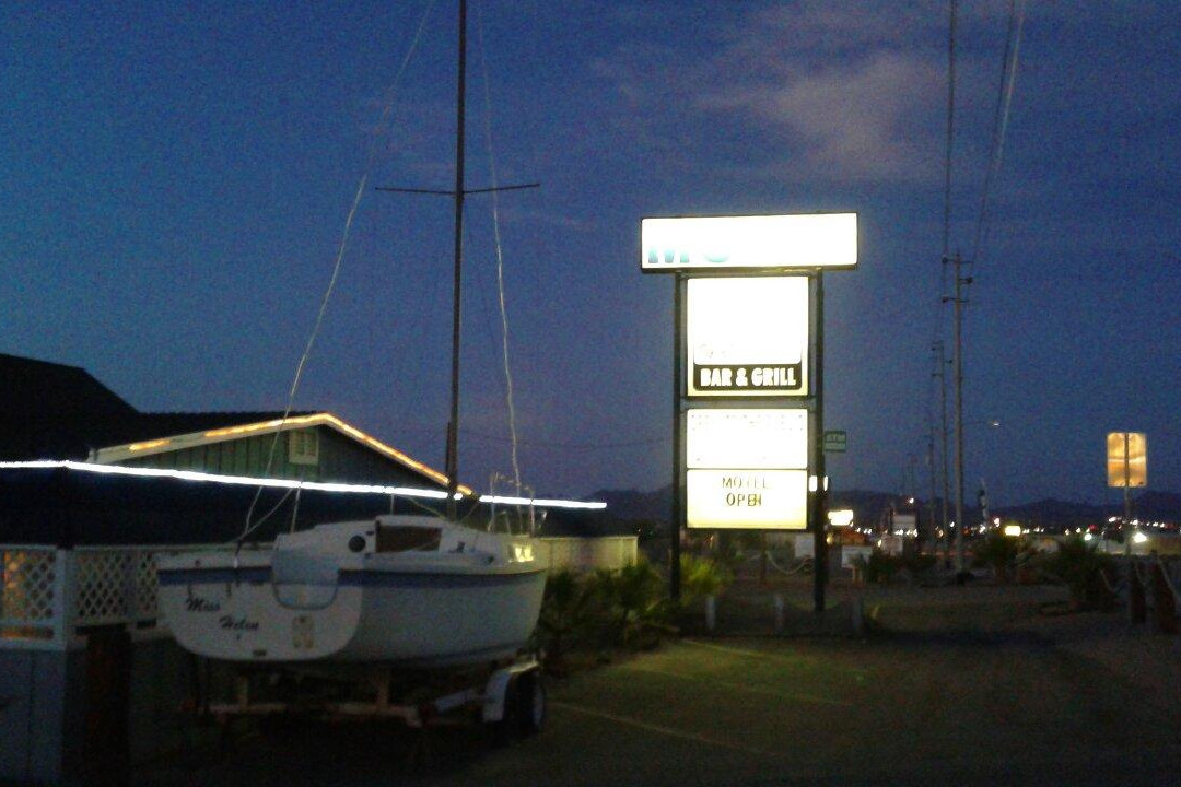 Quartzsite Yacht Club Motel主图