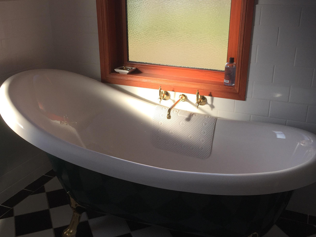 Elizabeth Manor House主图