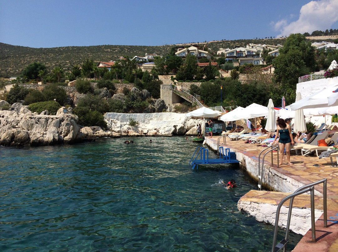 Kalamar Beach Club景点图片
