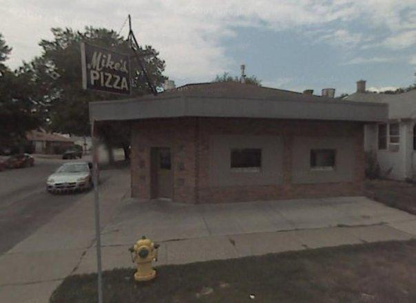 Mike's Pizza House