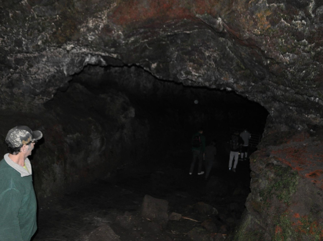Ape Cave Lava Tubes景点图片