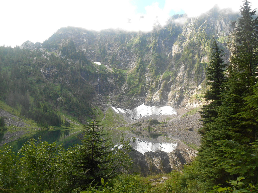 Lake Twenty Two Trail景点图片