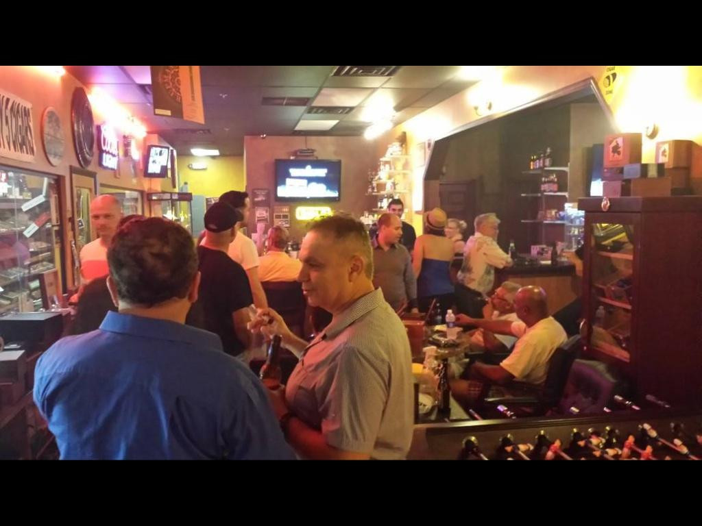 The Cigar Lounge Oviedo-Oviedo必去景点