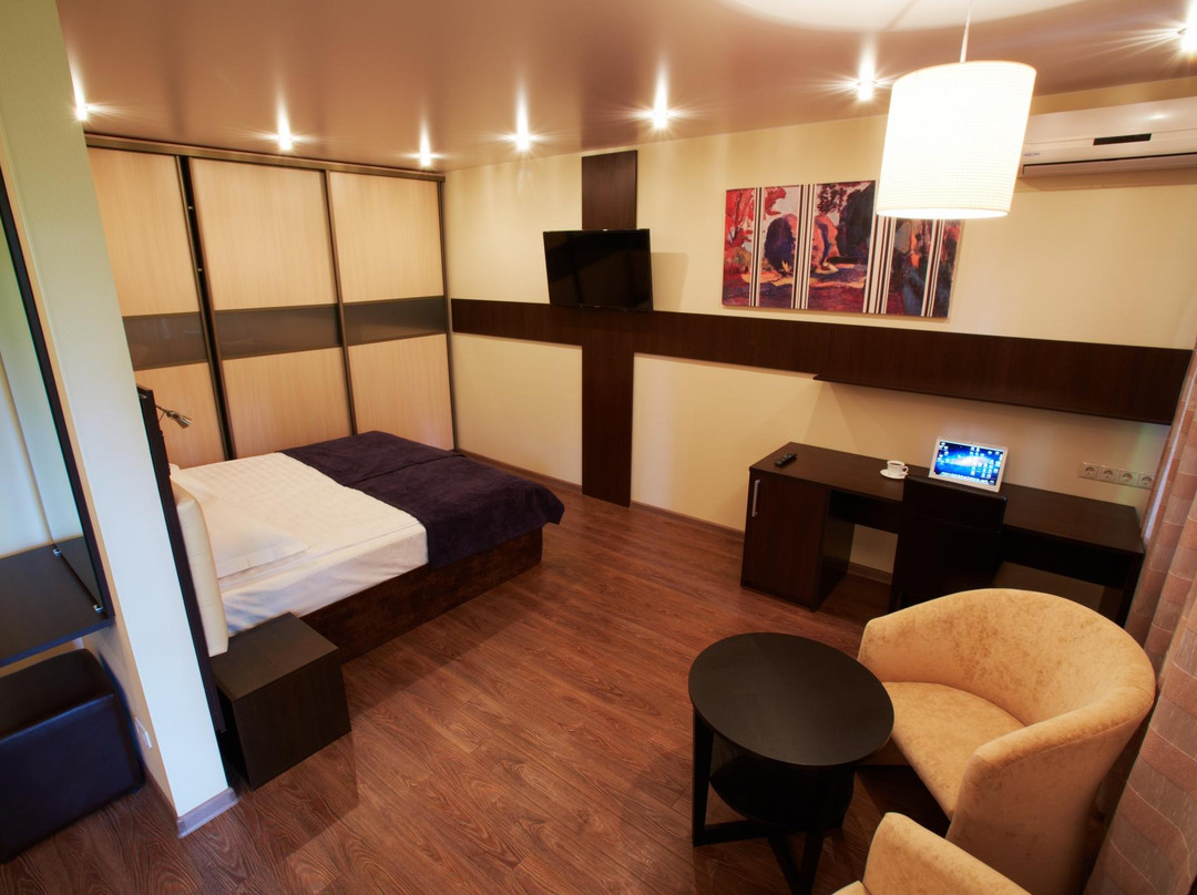 Mini-Hotel in the Center