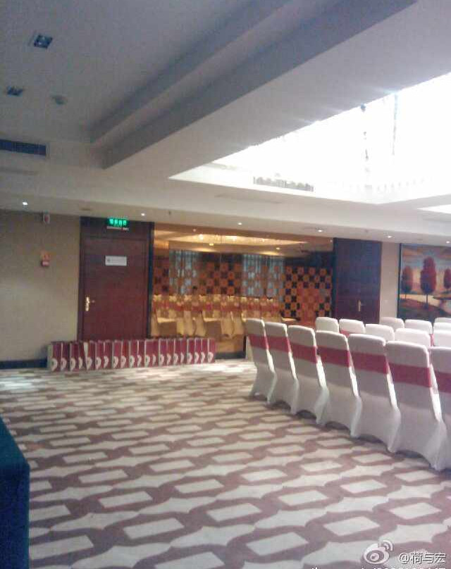 爱乐皇冠假日酒店主图