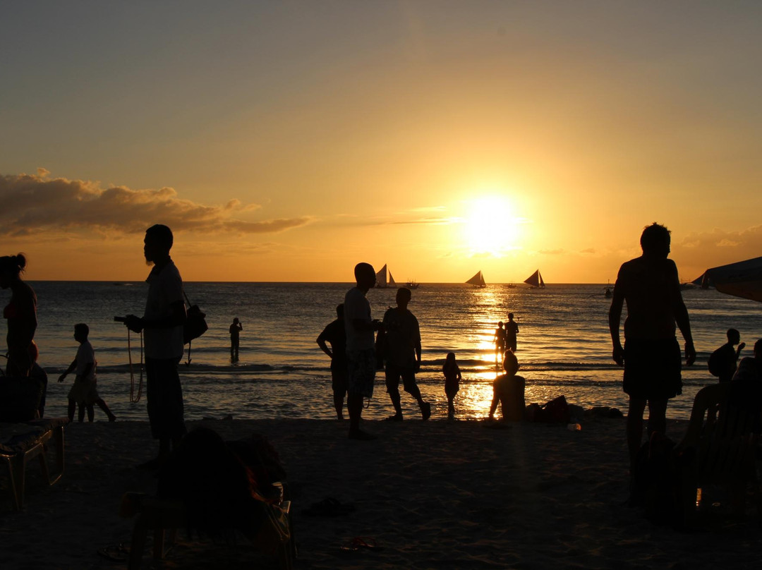 Tribal Bar-长滩岛必去景点