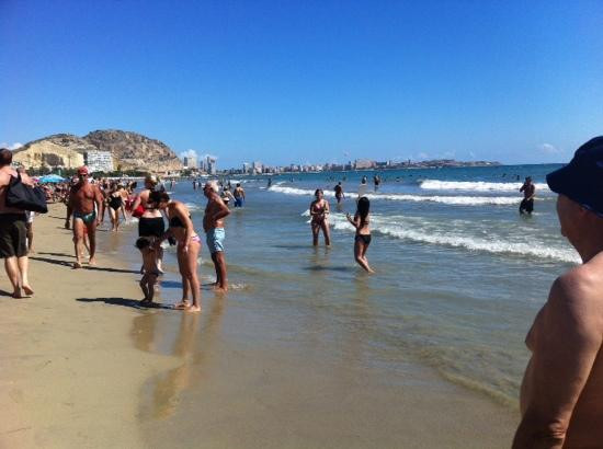 Platja del Postiguet景点图片