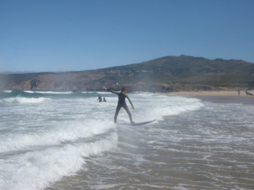 Hooked Surf School景点图片