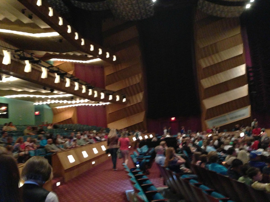 The Southern Kentucky Performing Arts Center-SKyPAC-鲍灵格林必去景点