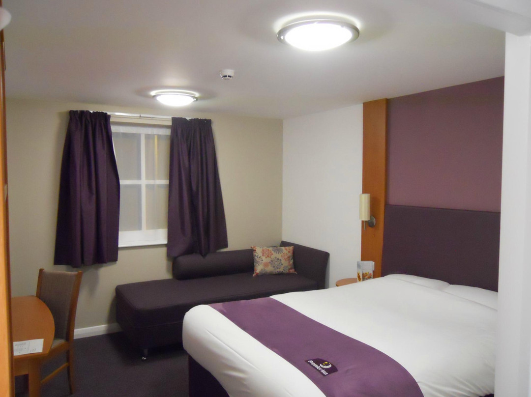 Premier Inn Glastonbury hotel