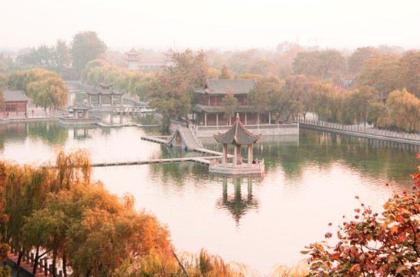 百泉国际大酒店主图