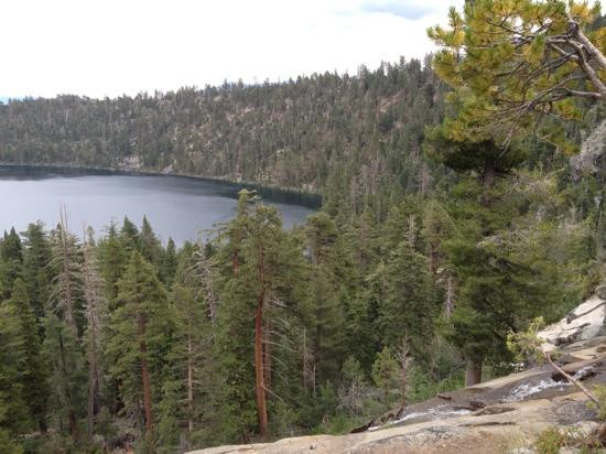 Cascade Falls Trail-太浩湖必去景点