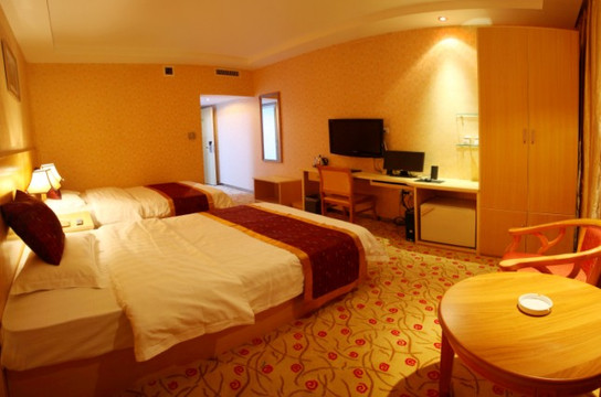 新凯悦大酒店主图