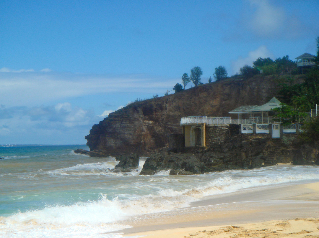 Baie Rouge-圣马丁岛必去景点