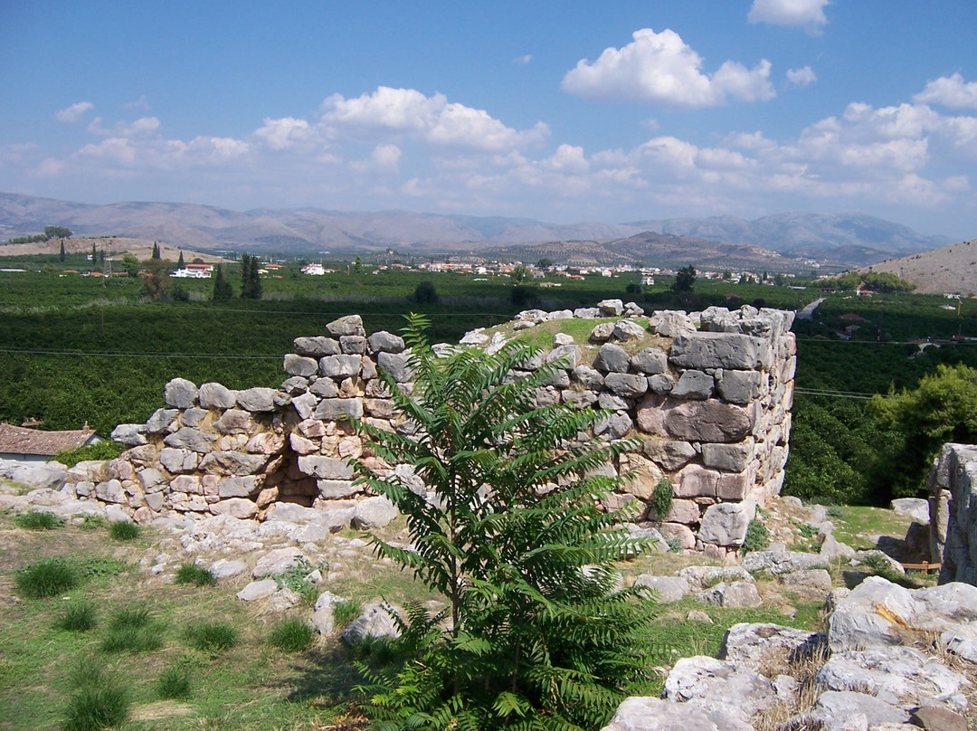 Tiryns-纳夫普利翁必去景点