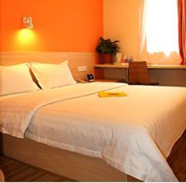 7天苏州拙政园店-客卧