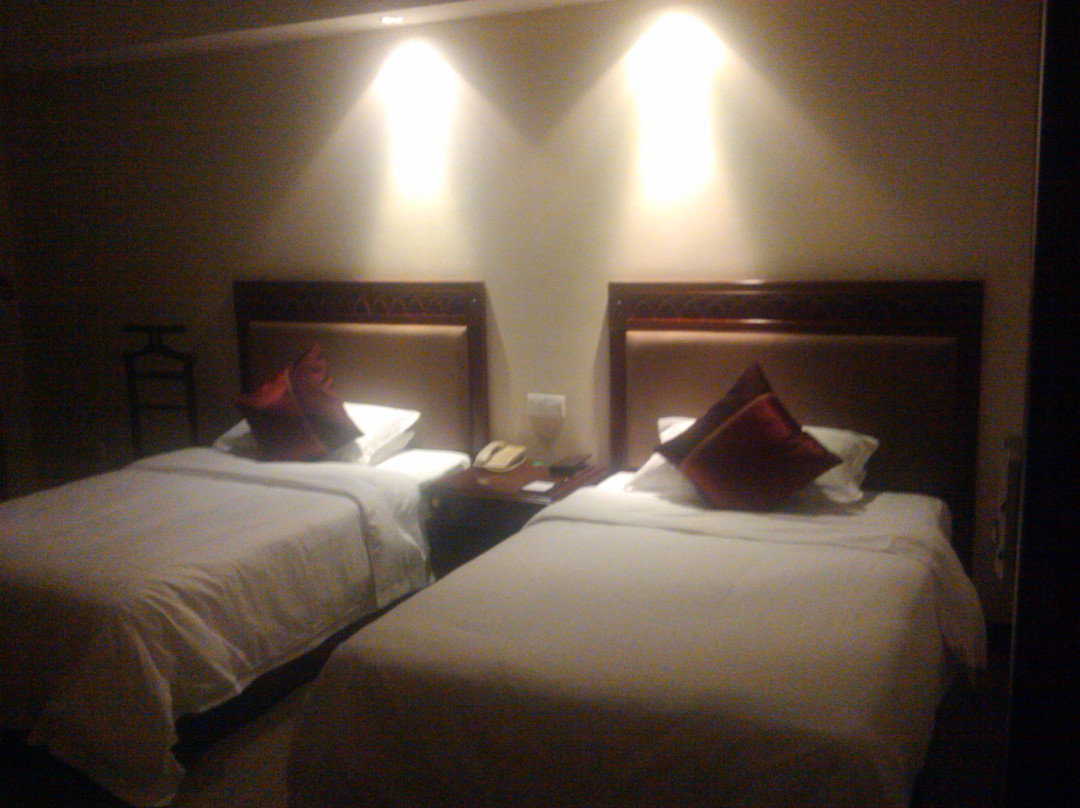 华信国际大酒店主图