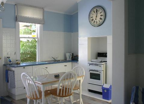 Devonport Bed and Breakfast - Cameo Cottage