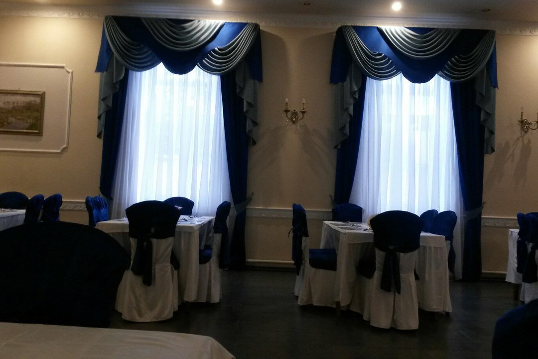 Cafe Atrus