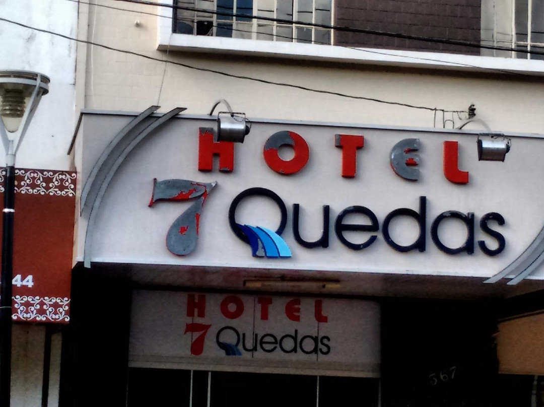 Hotel 7 Quedas