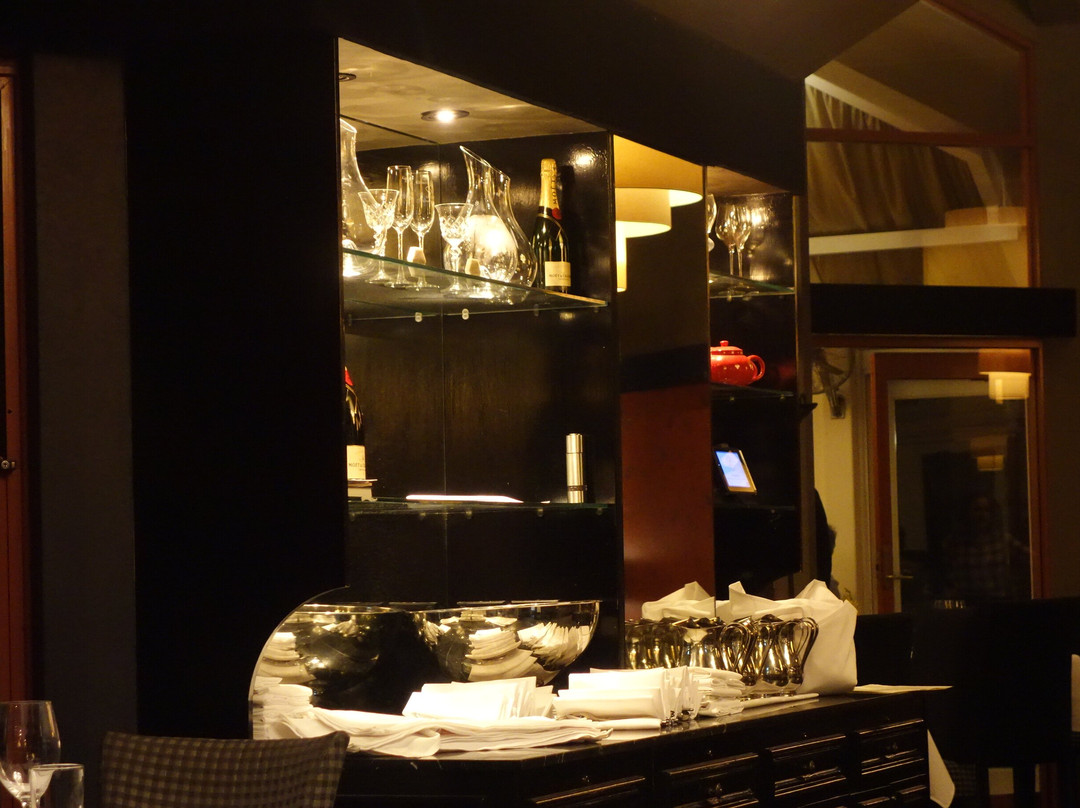 回声餐饮精品酒店主图