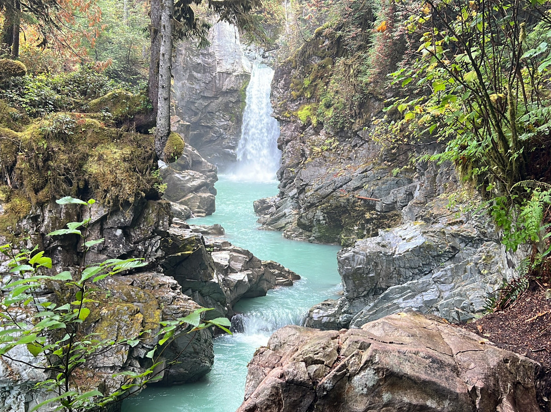 Mamquam Falls景点图片