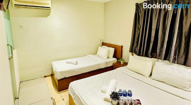 Super Oyo Swing & Pillows Kajang Hotel  Near Stadium Kajang Station