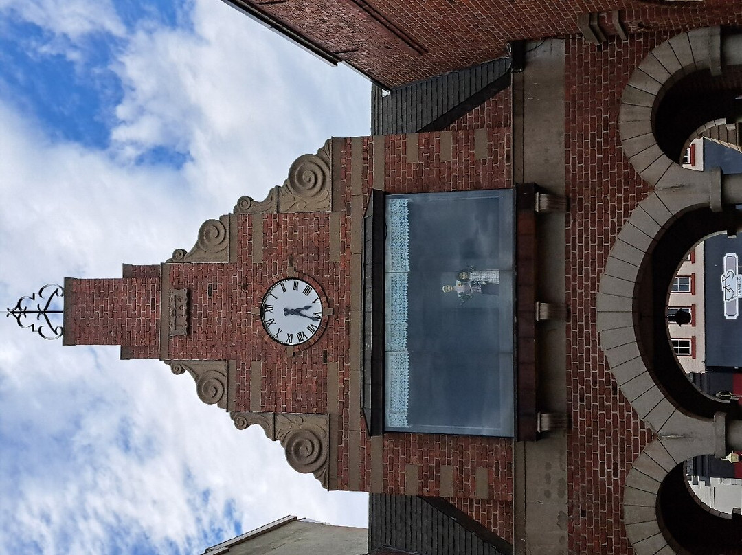 Molengracht Plaza and Canal-Pella必去景点