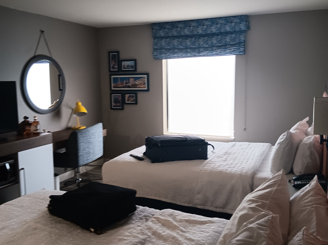 Hampton Inn & Suites Oakwood Village-Cleveland主图