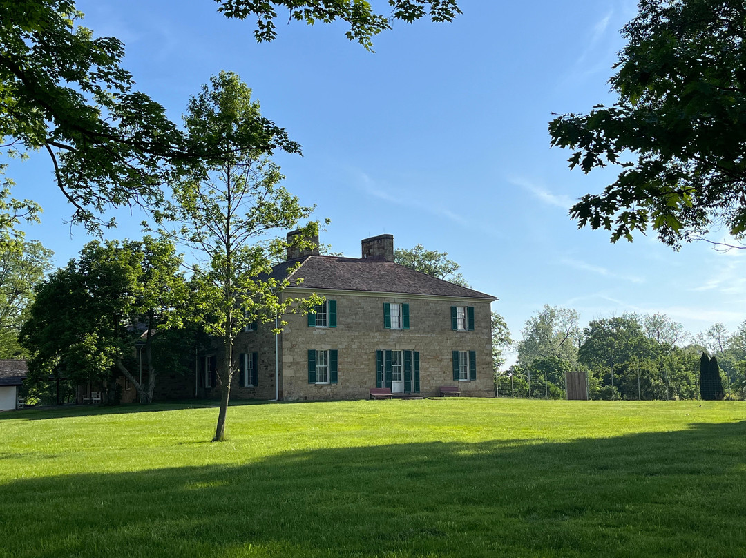 Adena Mansion and Gardens Historic Site景点图片