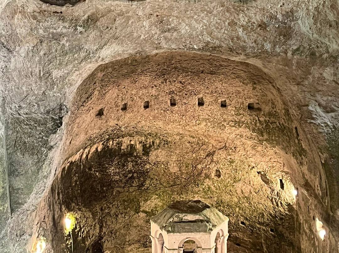 Monolithic Church of Saint-Jean of Aubeterre景点图片