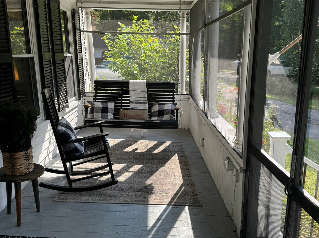 Inn on Golden Pond主图