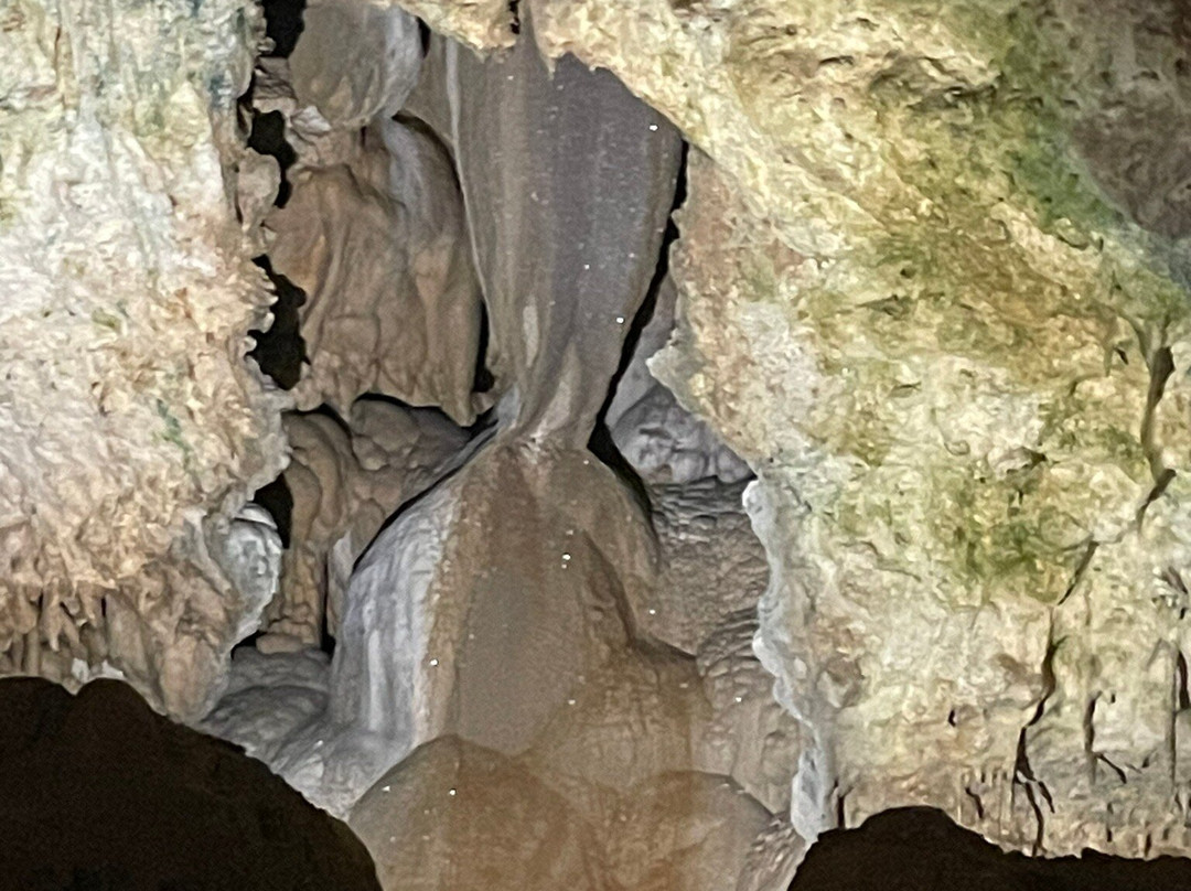 Anemotrypa Cave-Pramanta必去景点