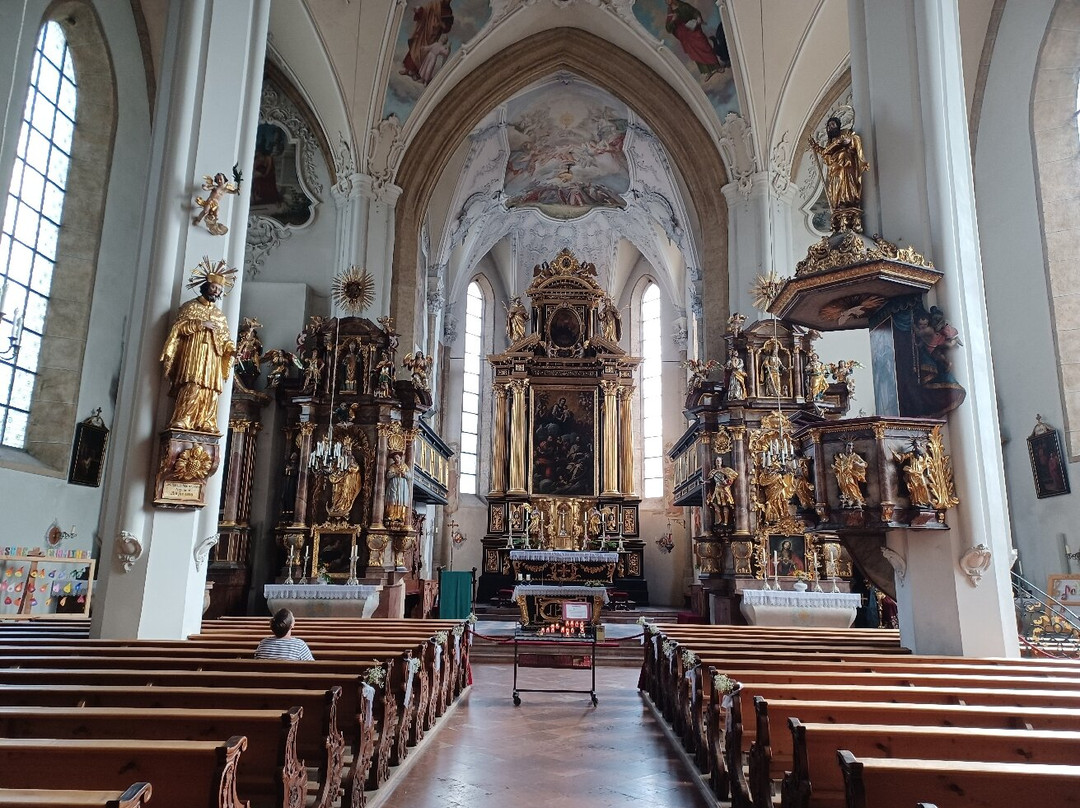 Parish Church Of St Andrew Kitzbuehl-基茨比厄尔必去景点