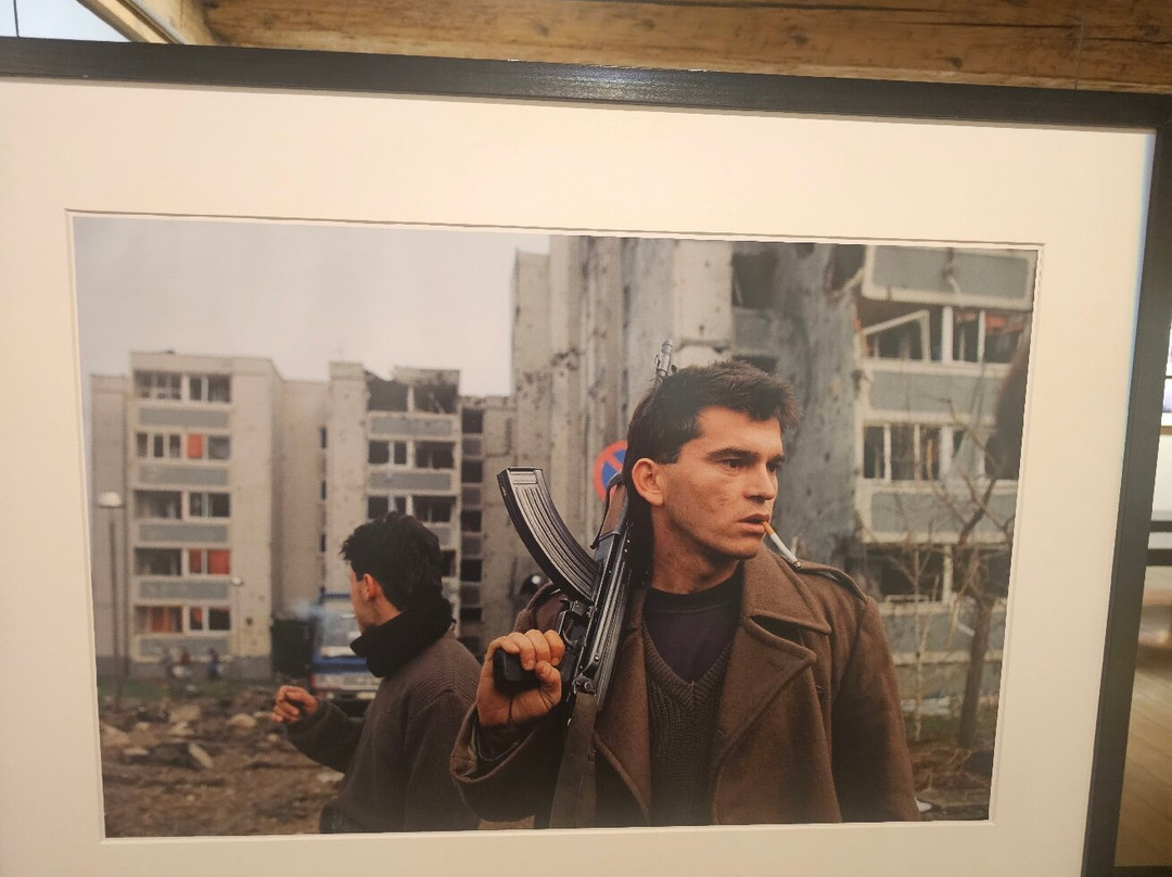 War Photo Limited景点图片