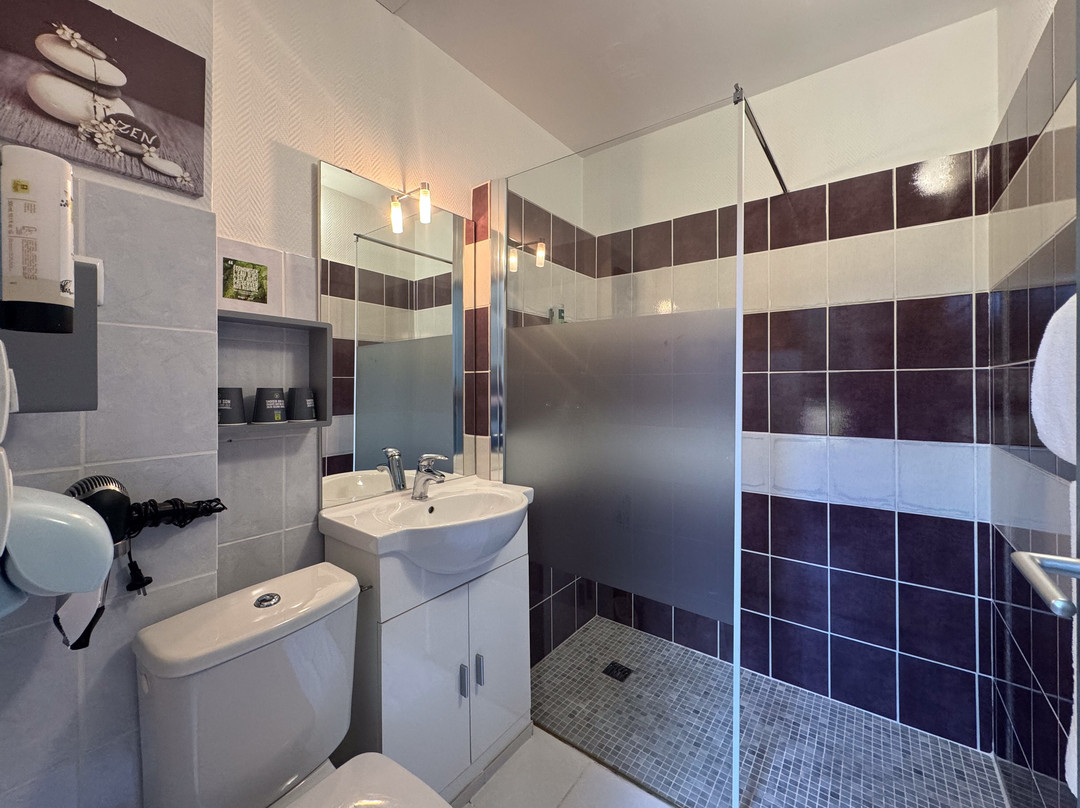 Logis Hôtel Beauséjour主图