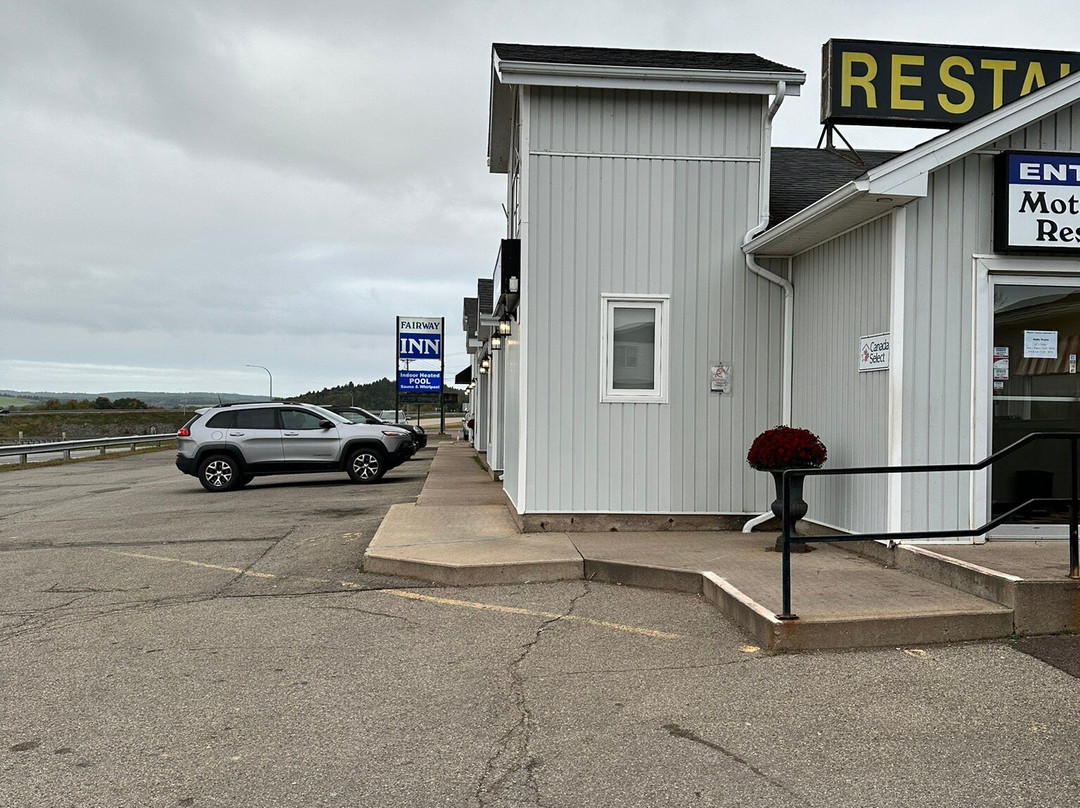 Fairway Inn主图