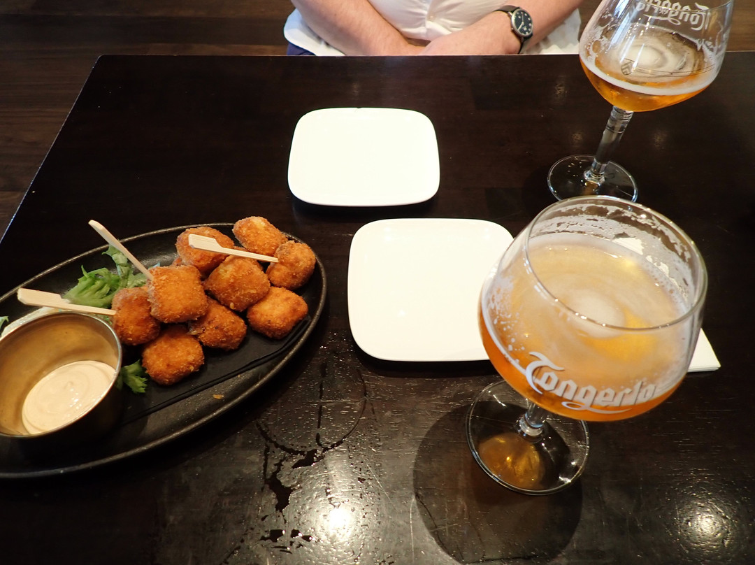 公园酒店主图