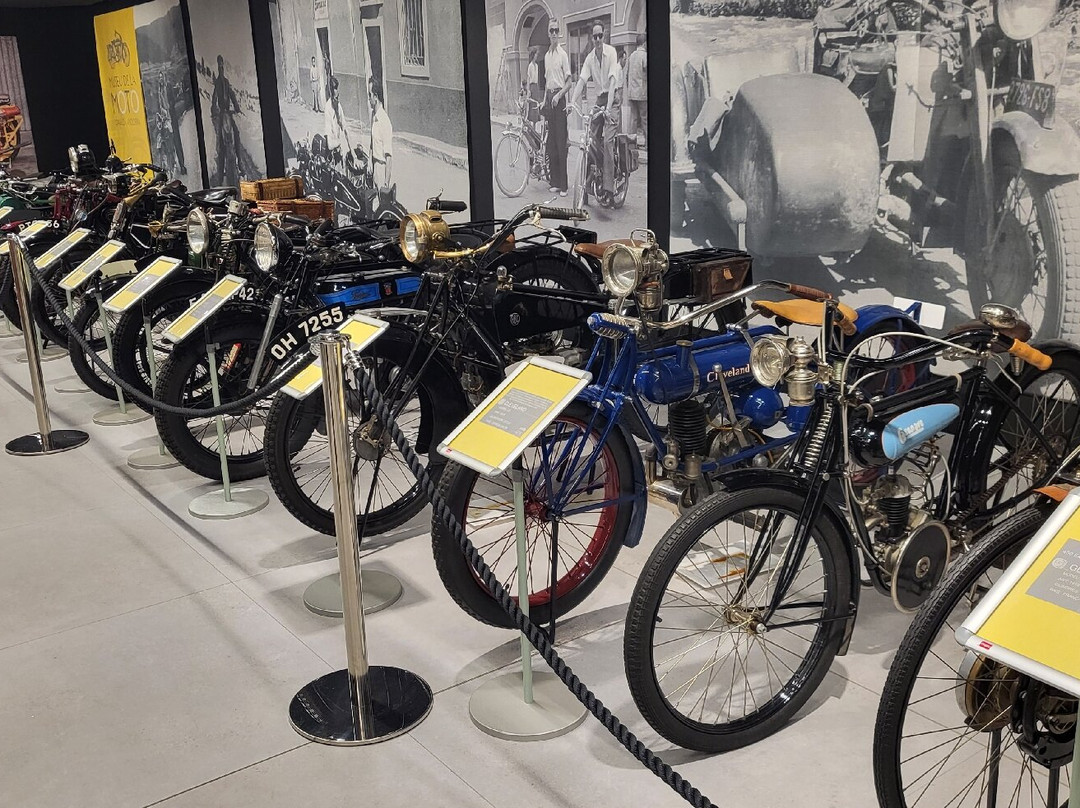 Museo de la Moto-Canillo必去景点