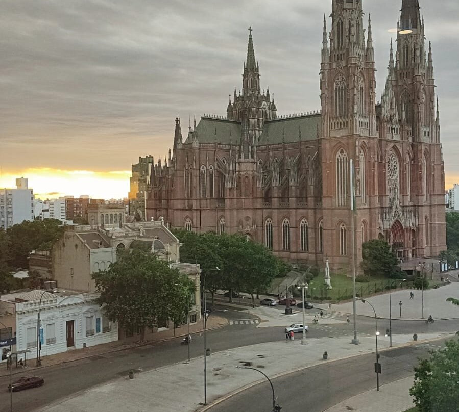 Dazzler by Wyndham La Plata主图