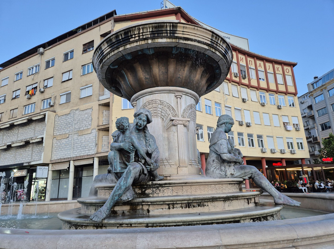 Fountain of the Mothers of Macedonia-斯科普里必去景点