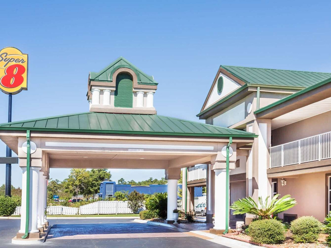 Super 8 by Wyndham Marianna