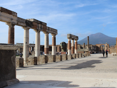 Catholic Experiences in Pompeii