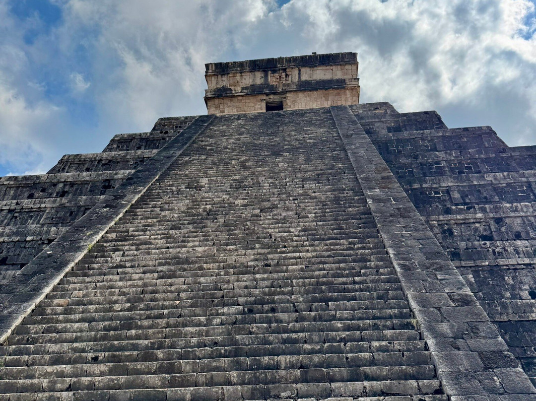 MAYA QUEST Travel & Tours-巴利亚多利德必去景点