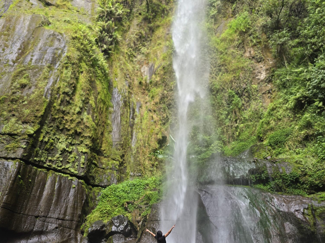 Mount Meru Waterfall-阿鲁沙必去景点