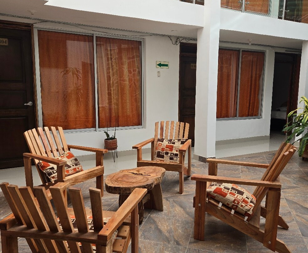 Hotel El Coliseo主图