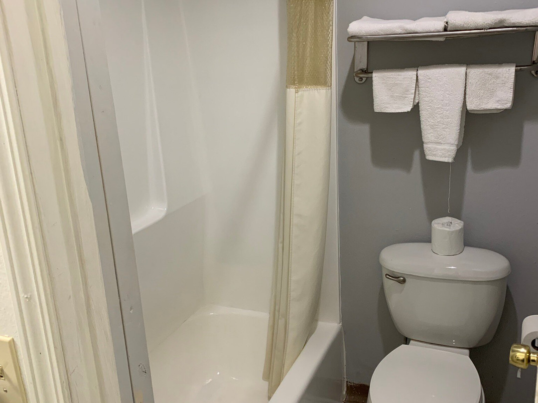 Regency Inn & Suites主图