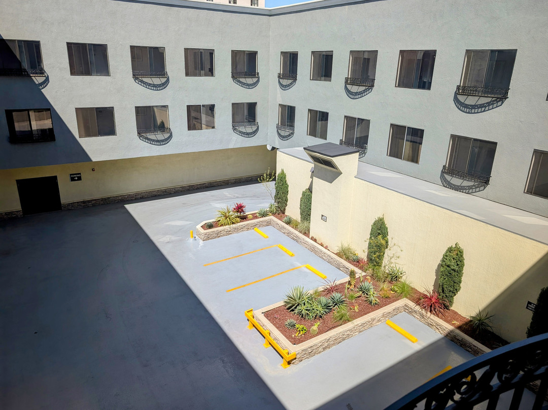 Best Western Plus Hotel At The Convention Center主图