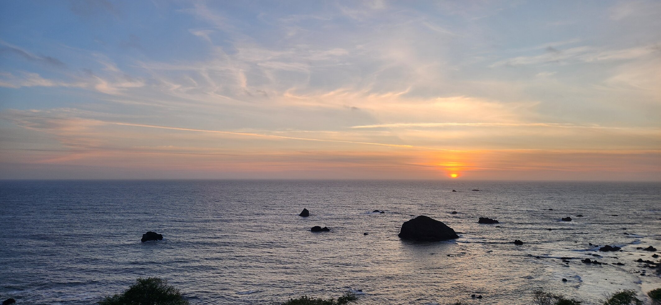 Turtle Rocks Oceanfront Inn-官方
