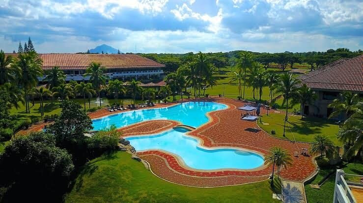 The Suites At Mount Malarayat主图